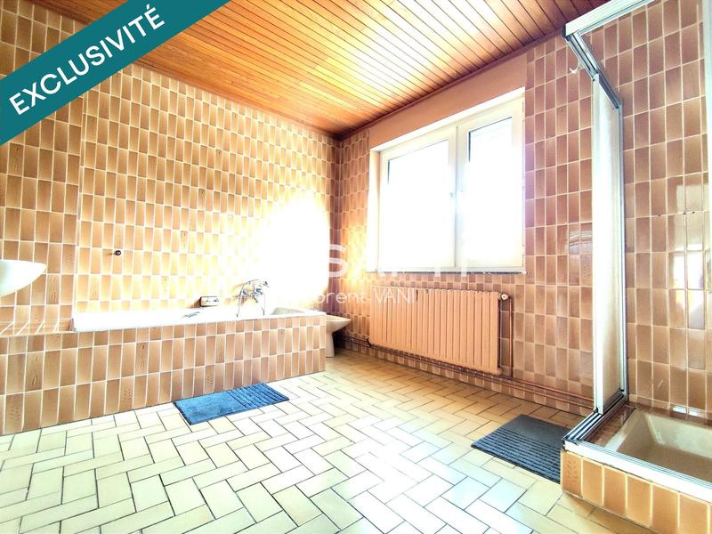 Maison - 228 m² - 9 pièces