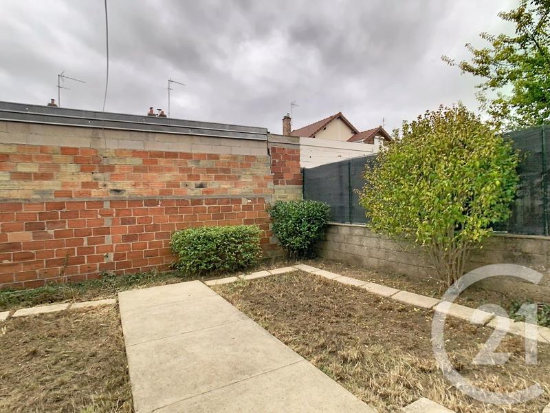 Maison - 98 m² - 5 pièces