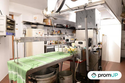 Local commercial - 550 m² - 15 pièces