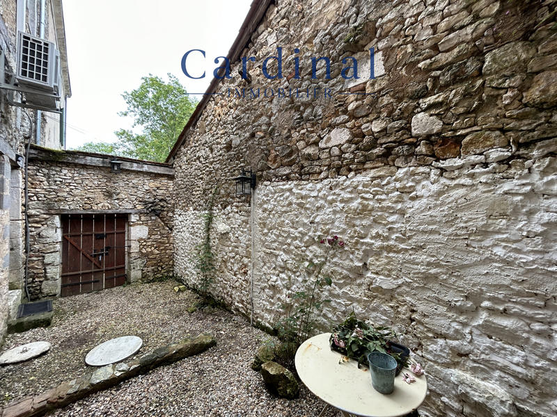 Maison - 150 m² - 8 pièces