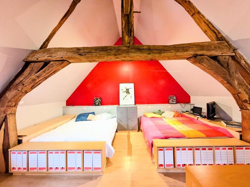 Maison - 207 m² - 7 pièces