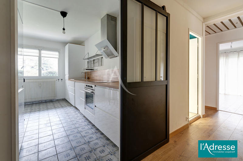 Appartement - 92 m² - 4 pièces