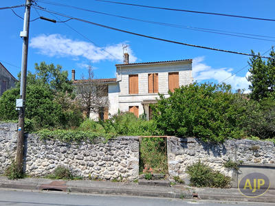 Maison - 170 m² - 12 pièces