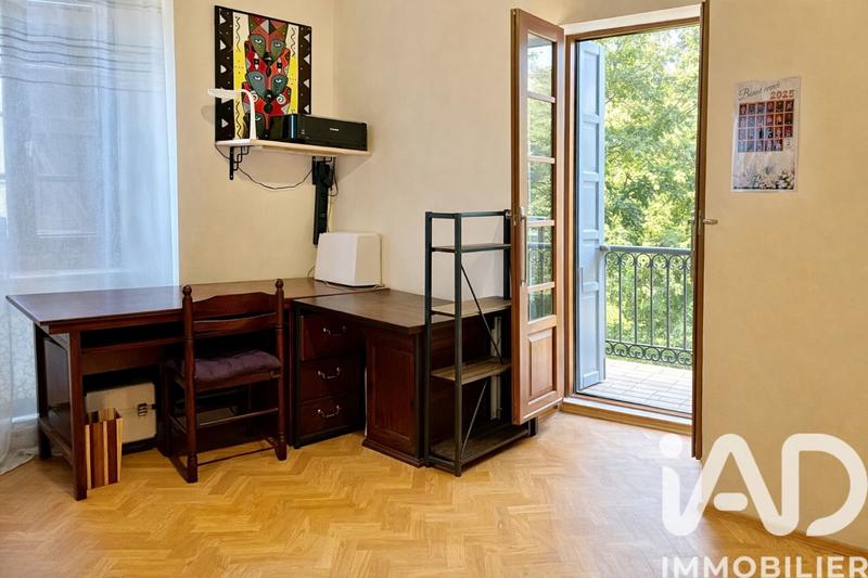 Maison - 190 m² - 9 pièces