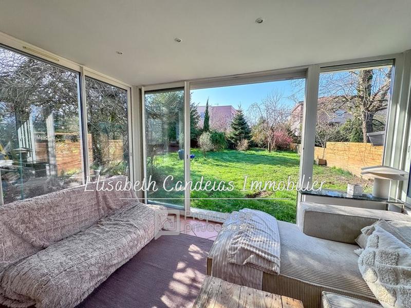 Maison - 165 m² - 8 pièces