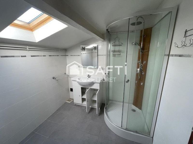 Maison - 200 m² - 10 pièces