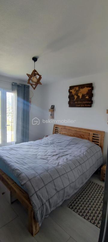 Villa - 104 m² - 4 pièces