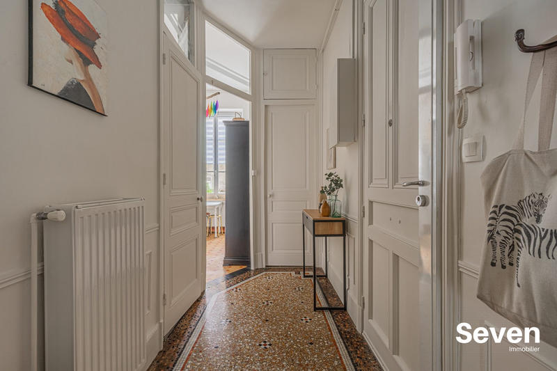 Appartement - 70 m² - 2 pièces