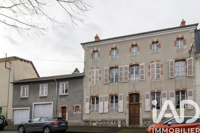 Maison - 345 m² - 11 pièces
