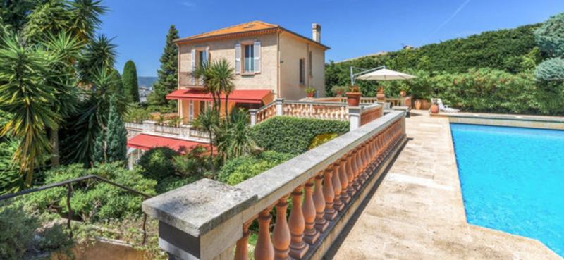 Villa - 330 m² - 7 pièces