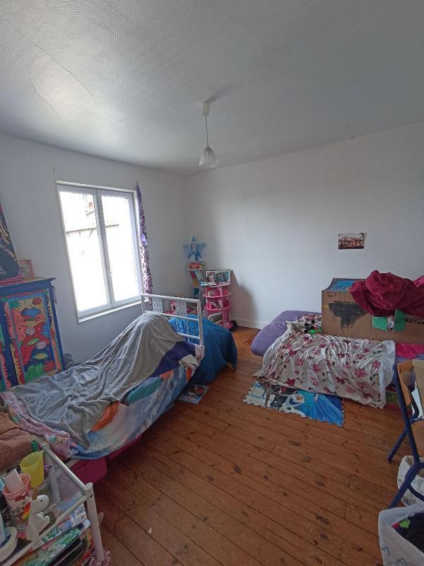 Maison - 80 m² - 6 pièces