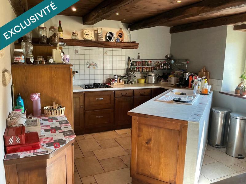 Maison - 230 m² - 6 pièces