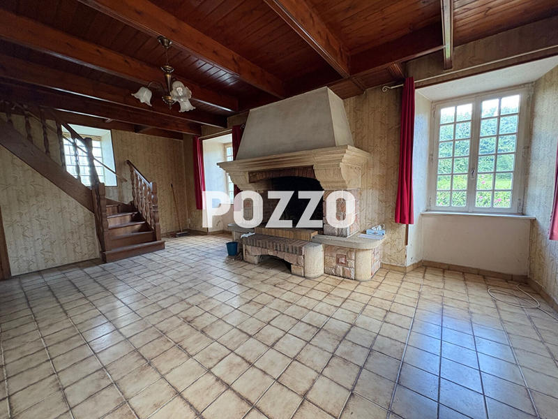 Maison - 98 m² - 7 pièces