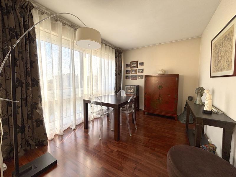 Appartement - 92 m² - 5 pièces