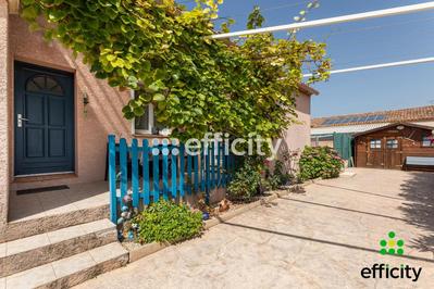 Maison traditionnelle - 130 m² - 5 pièces