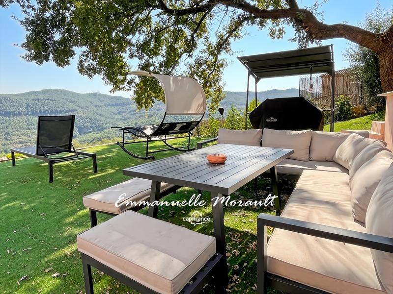 Maison - 109 m² - 5 pièces