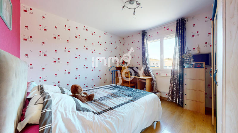 Maison - 171 m² - 7 pièces