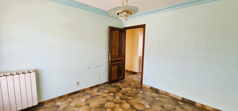 Maison - 200 m² - 6 pièces