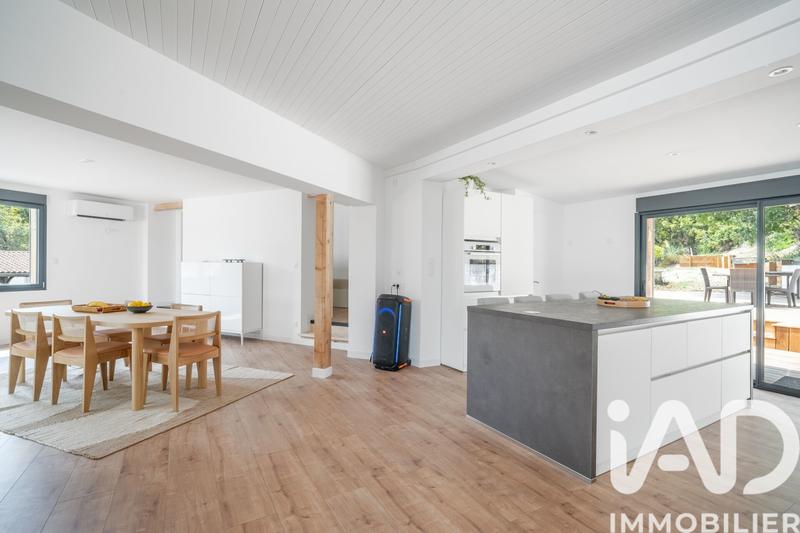 Maison - 142 m² - 5 pièces