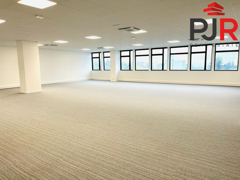 Bureau - 225 m²