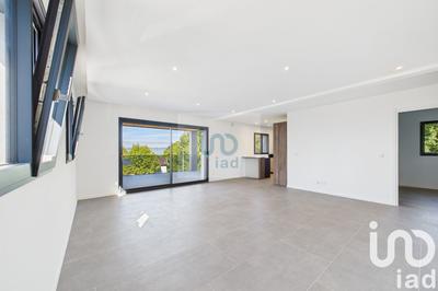 Appartement - 77 m² - 3 pièces