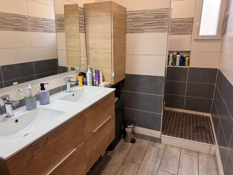 Maison - 123 m² - 6 pièces