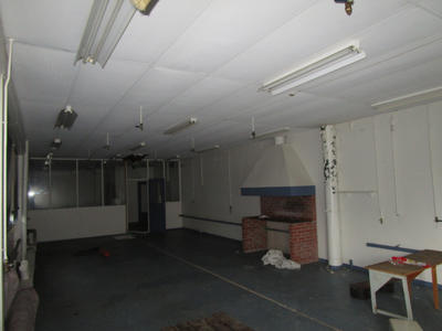 Local d'activité / Entrepôt - 1 200 m² - 2 pièces