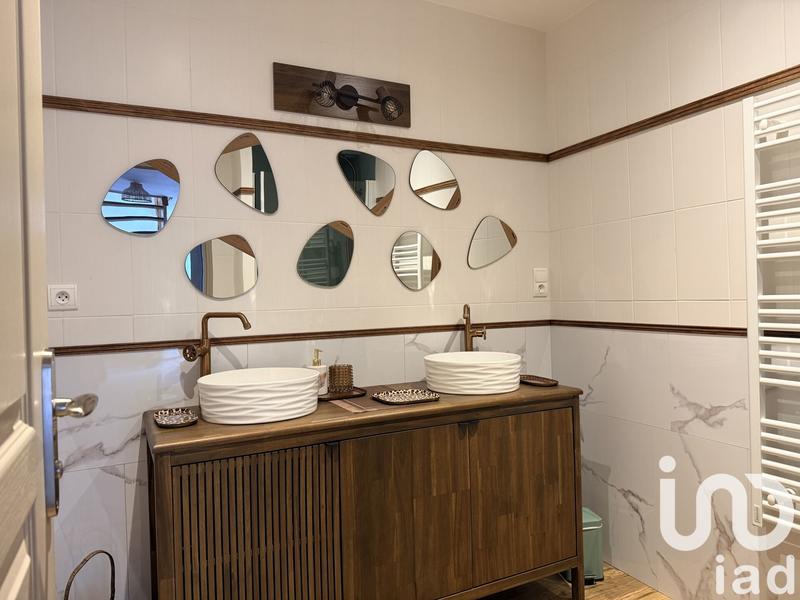 Maison - 190 m² - 10 pièces