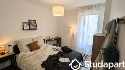 Chambre - 10 m² - 1 pièce