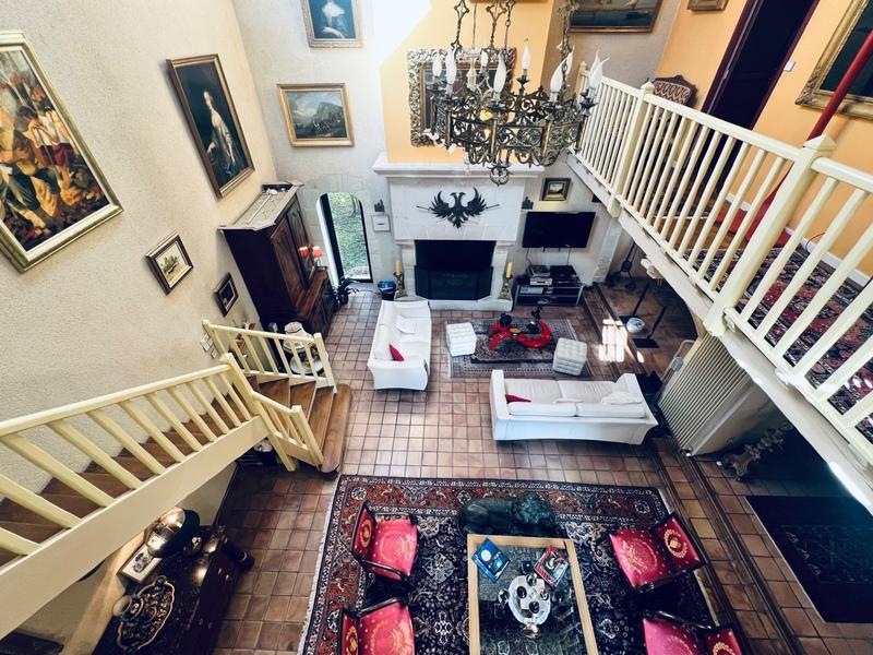Maison bourgeoise - 212 m² - 6 pièces