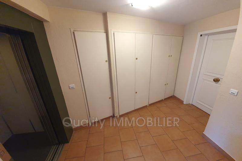 Appartement - 96 m² - 4 pièces