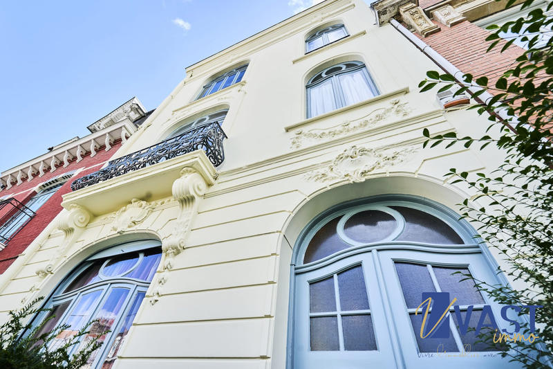 Maison ancienne - 250 m² - 8 pièces