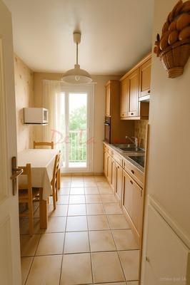 Appartement - 90 m² - 4 pièces