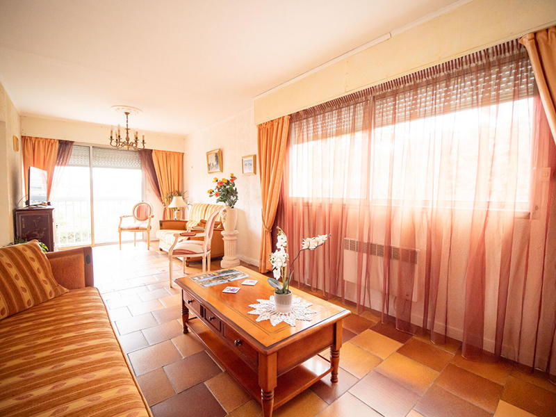 Maison - 180 m² - 10 pièces