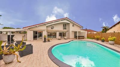 Maison - 172 m² - 7 pièces