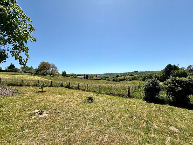 Maison - 80 m² - 5 pièces