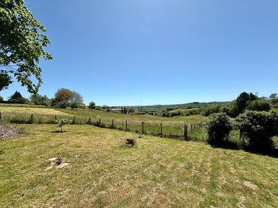 Maison - 80 m² - 5 pièces