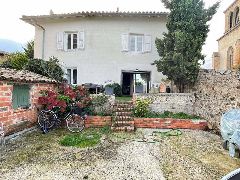 Maison - 164 m² - 5 pièces