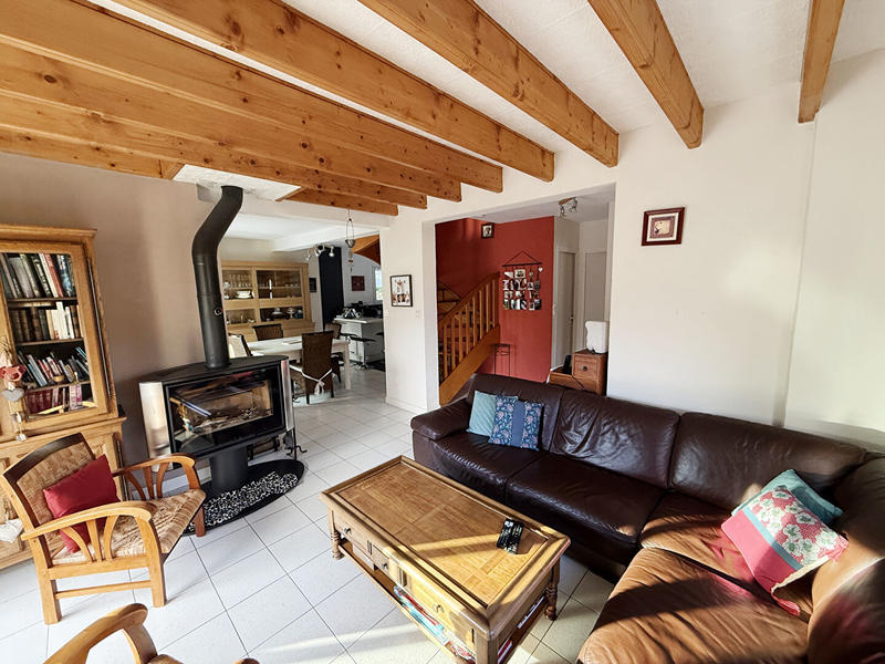 Maison - 107 m² - 7 pièces