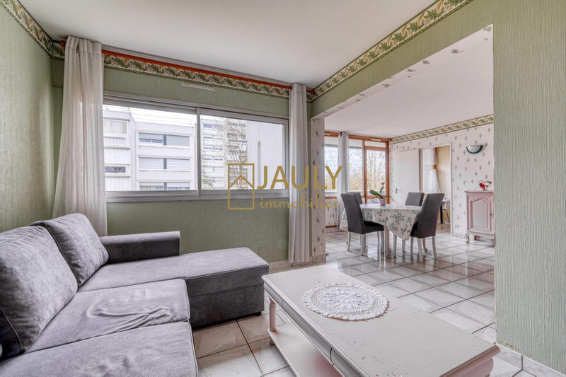 Appartement - 91 m² - 4 pièces