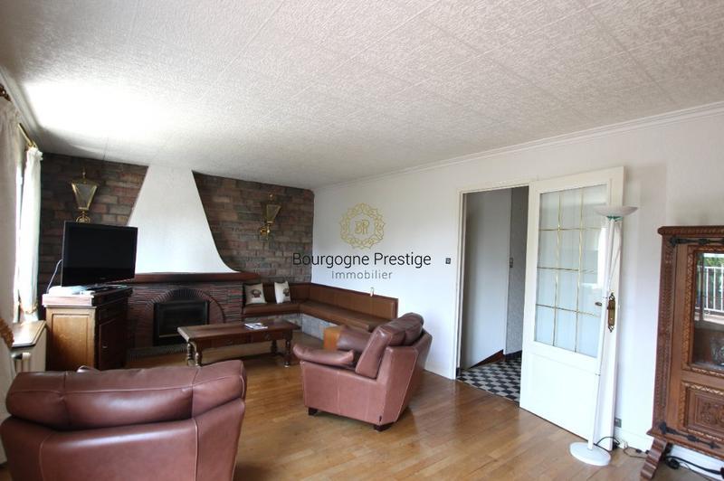 Maison - 177 m² - 7 pièces