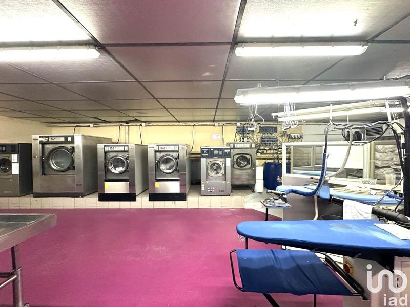 Local commercial - 200 m²