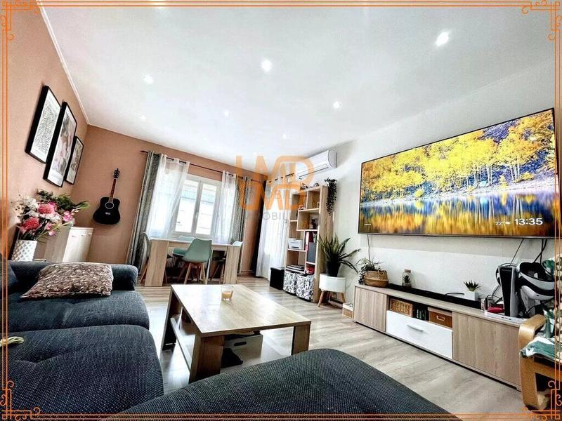 Appartement - 90 m² - 4 pièces