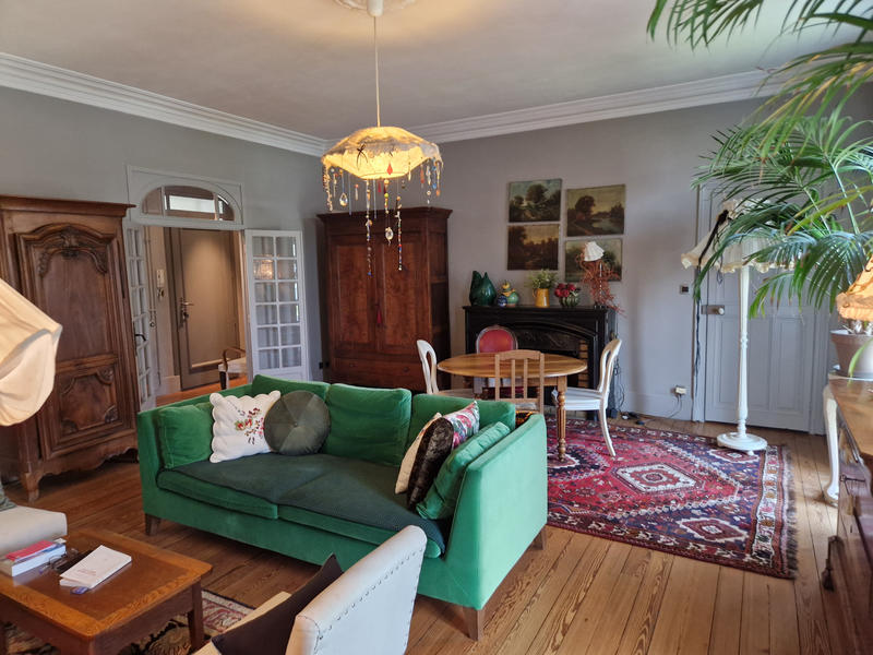 Appartement - 122 m² - 5 pièces