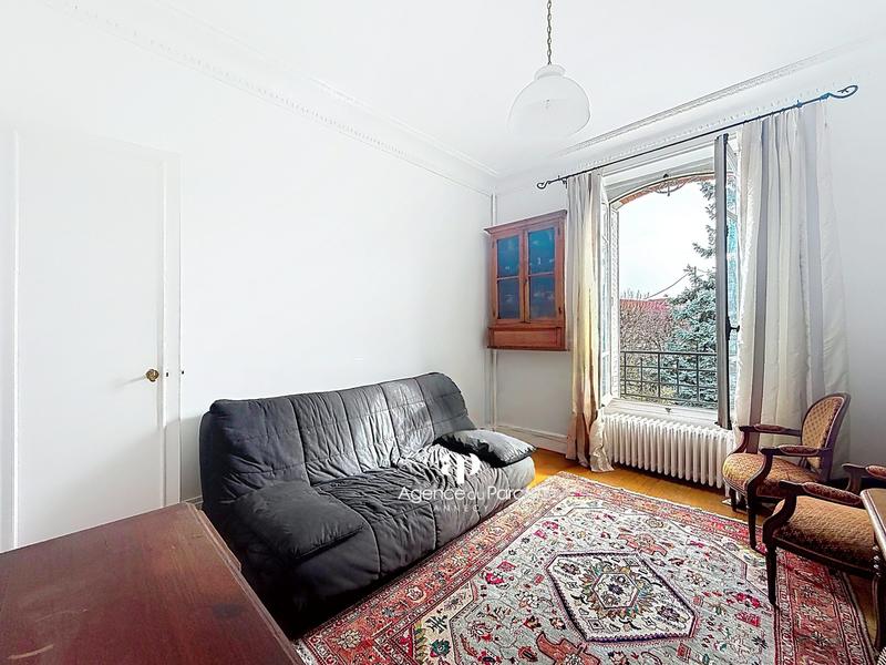 Maison - 272 m² - 8 pièces