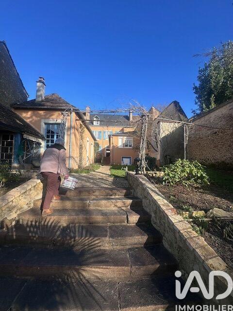 Maison de ville - 246 m² - 11 pièces