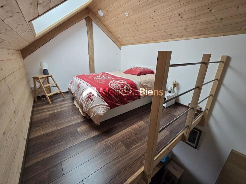 Maison - 228 m² - 8 pièces