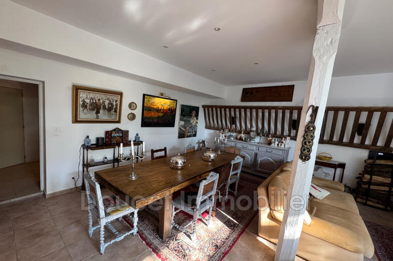 Maison - 430 m² - 15 pièces