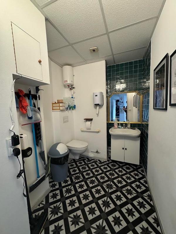 Bureau - 53 m² - 4 pièces