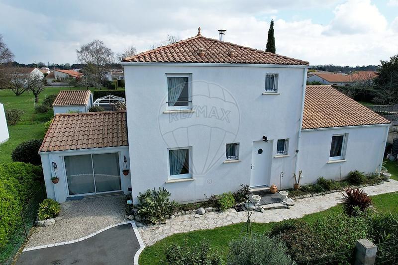 Maison - 133 m² - 6 pièces